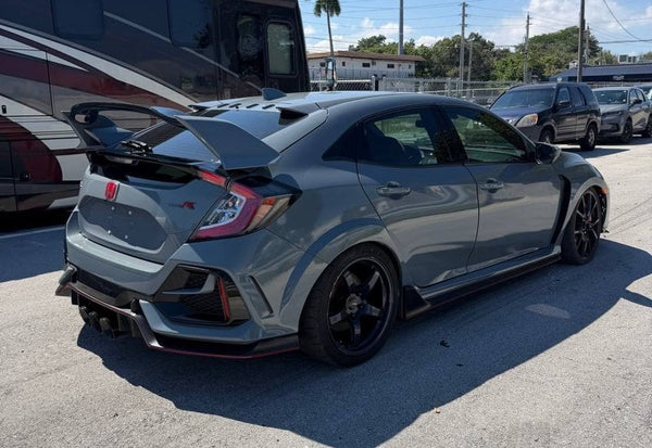 2021 Honda Civic Type R Touring vehicle photo 4