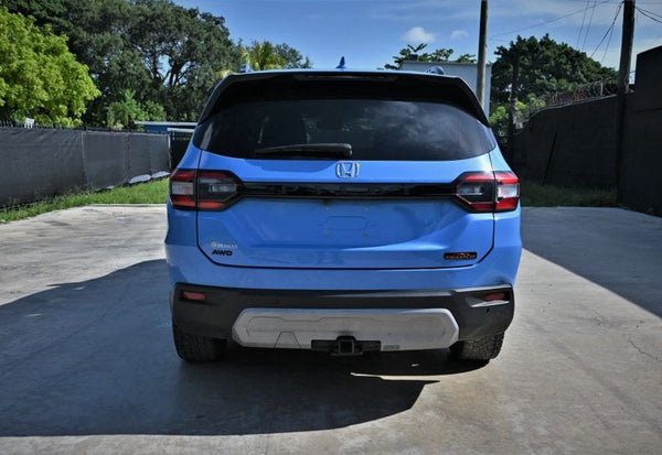 2025 Honda Pilot TrailSport vehicle photo 7