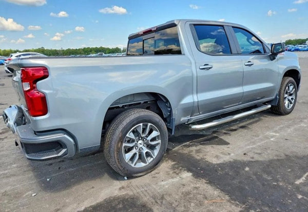 2023 Chevrolet Silverado 1500 RST photo 4