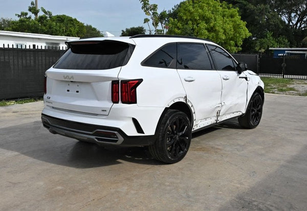 2023 Kia Sorento SX vehicle photo 4