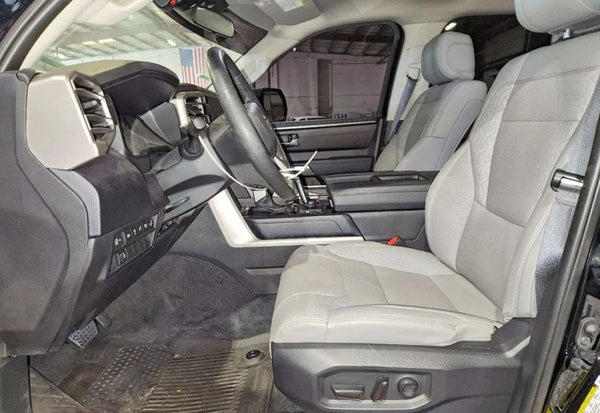2024 Toyota Tundra SR5 photo 8