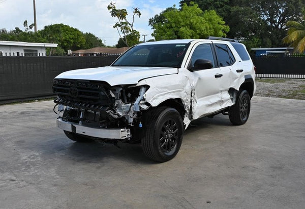 2025 Toyota 4Runner SR5 photo 2