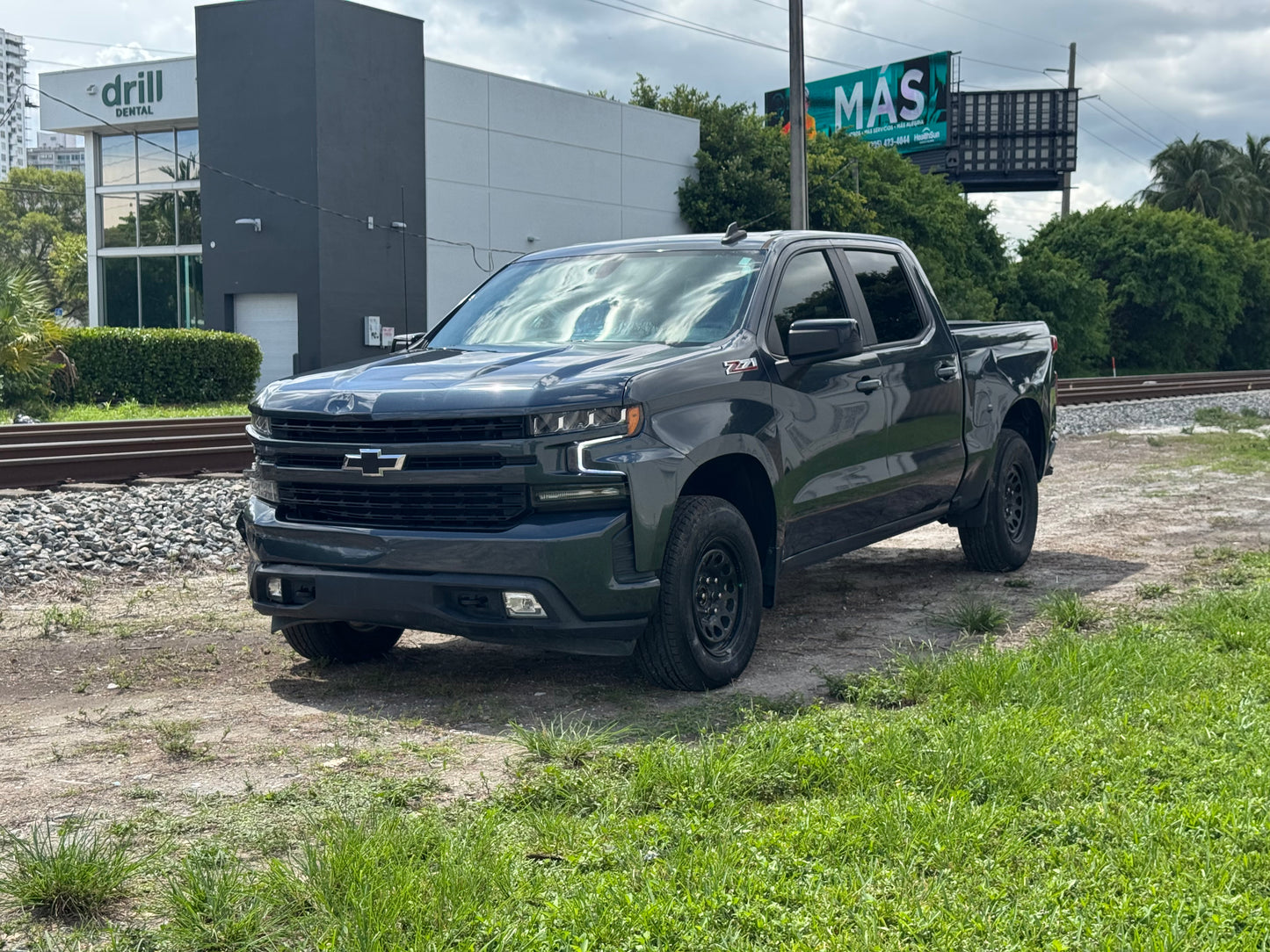 2021 Chevrolet Silverado RST