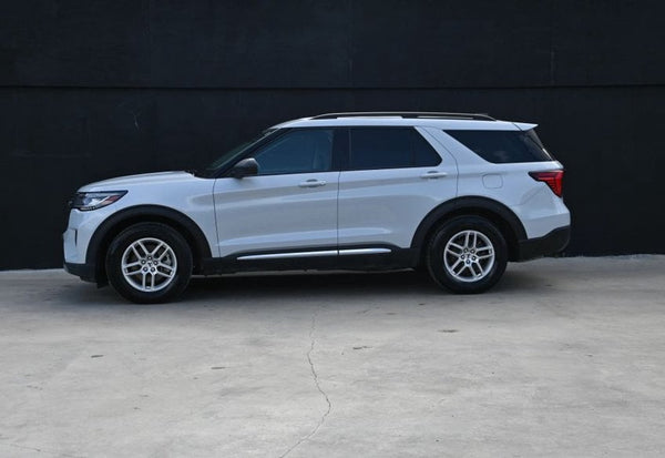 2025 Ford Explorer Active photo 5