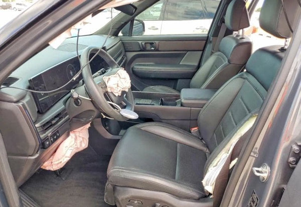 2024 Hyundai SANTA FE Calligraphy Sport Utility 4D vehicle photo 8