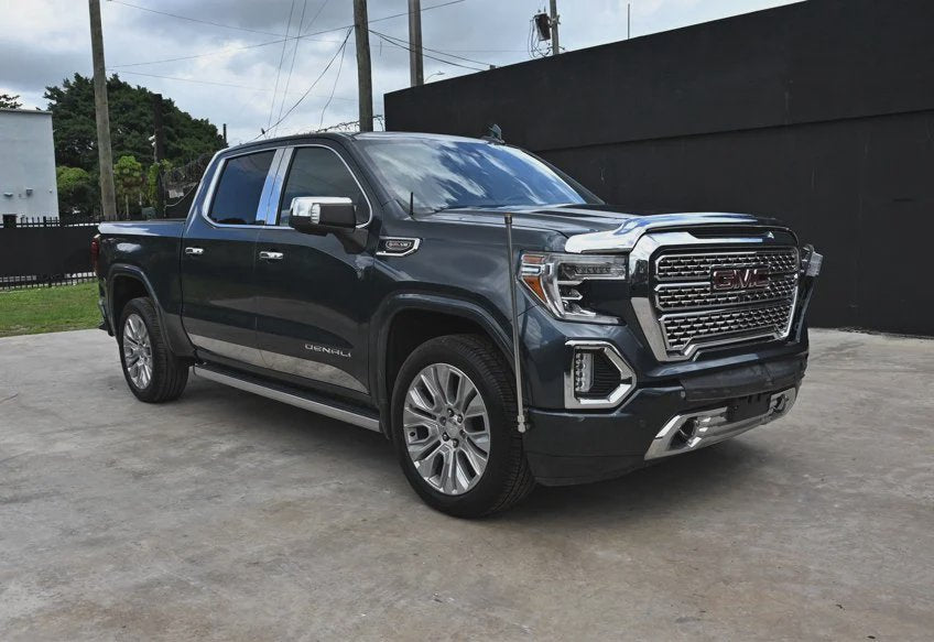 2020 GMC Sierra 1500 Denali main vehicle photo