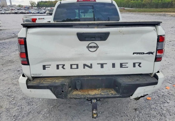 2023 Nissan Frontier photo 6