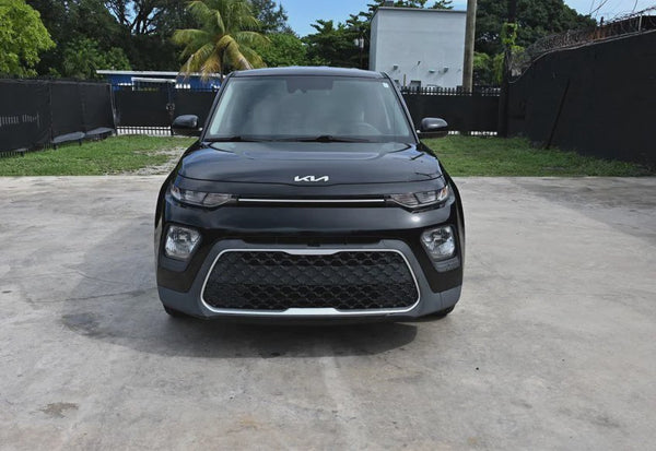 2022 Kia Soul LX Wagon 4D vehicle photo 7