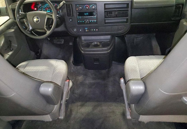 2011 Chevrolet Express LT 3500 photo 8