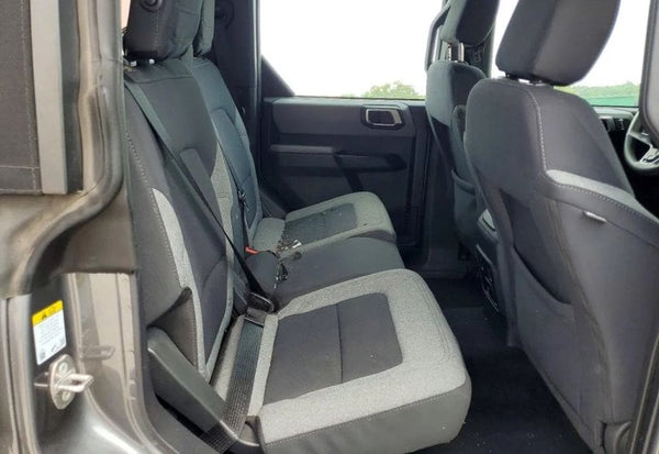 2023 Ford Bronco Base photo 11