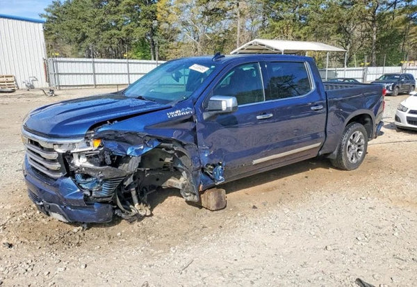 2022 Chevrolet Silverado 1500 High Country photo 2