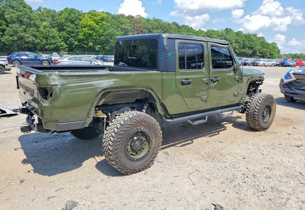 2022 Jeep Gladiator Sport vehicle photo 3