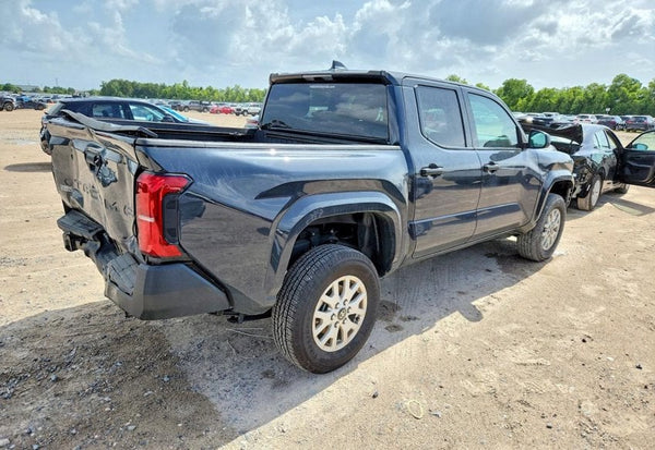 2025 Toyota Tacoma SR vehicle photo 4