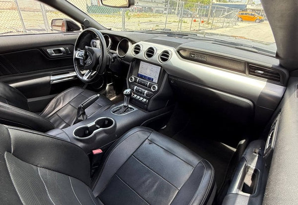 2020 Ford Mustang EcoBoost photo 9