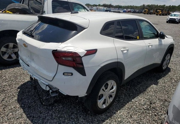 2025 Chevrolet Trax LS photo 3