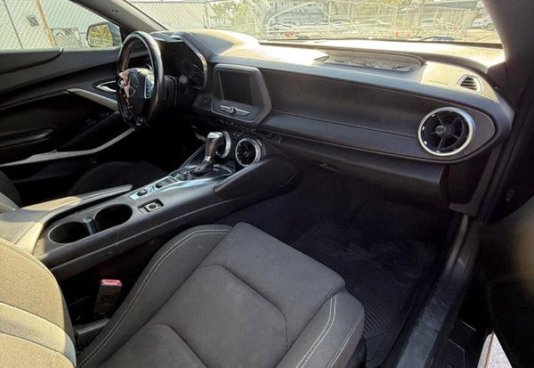2020 Chevrolet Camaro LT photo 11