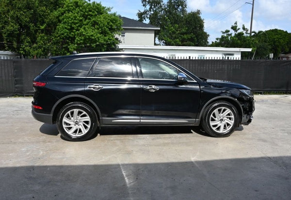 2020 Lincoln Corsair Standard vehicle photo 6