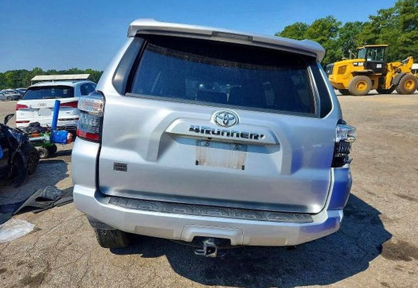 2019 Toyota 4Runner SR5 vehicle photo 6