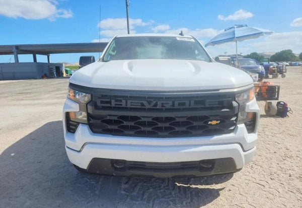 2023 Chevrolet Silverado 1500 Custom photo 5
