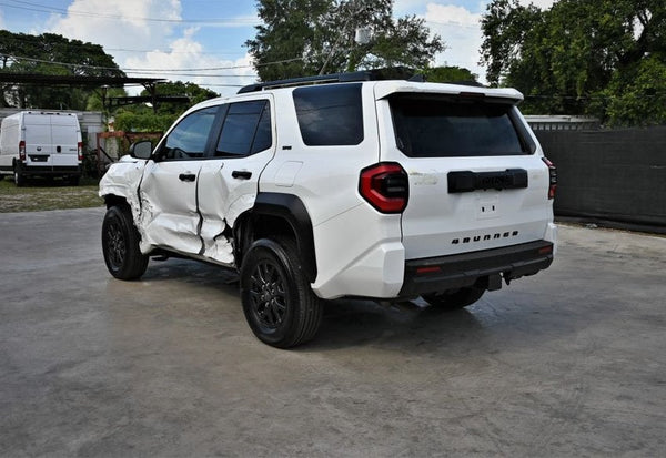 2025 Toyota 4Runner SR5 photo 4