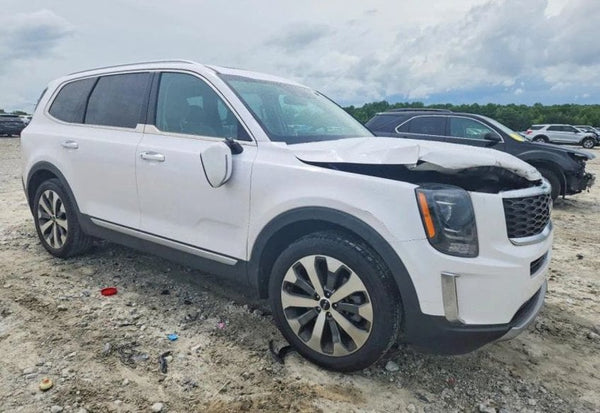 2022 Kia Telluride S Sport Utility 4D vehicle photo 2
