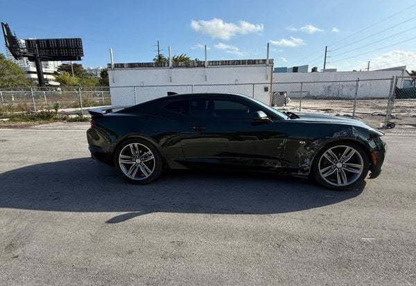 2020 Chevrolet Camaro LT photo 6