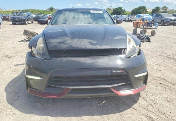 2019 Nissan 370Z NISMO Coupe 2D vehicle photo 5