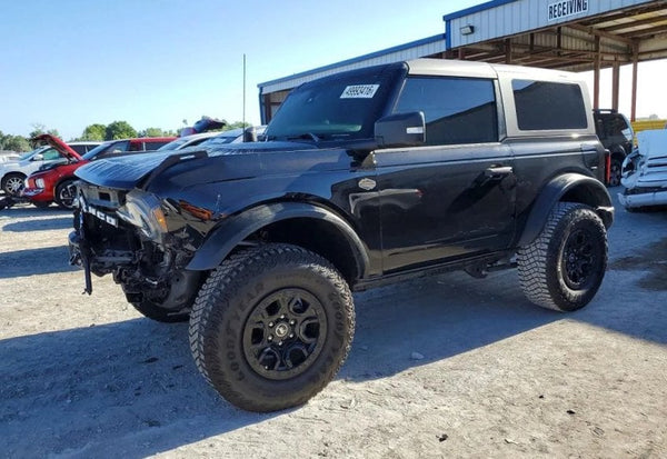 2023 Ford Bronco Wildtrak Advanced vehicle photo 2