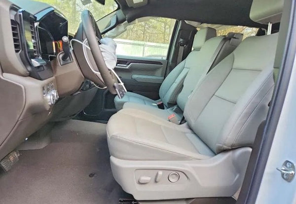 2026 GMC Sierra 1500 SLT photo 8