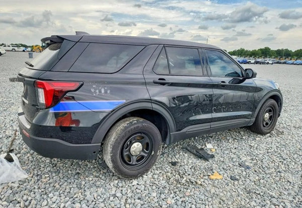 2025 Ford Explorer Police Interceptor Utility vehicle photo 3