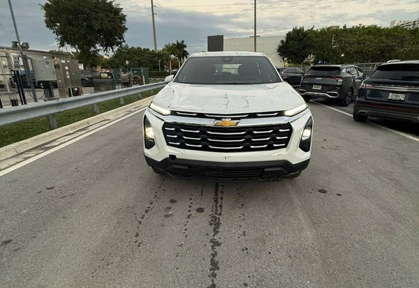 2025 Chevrolet Equinox LT photo 7