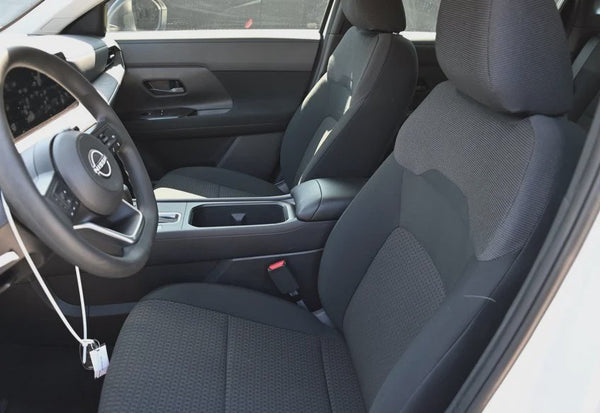 2026 Nissan Kicks S photo 9