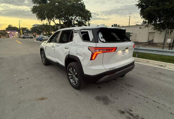 2025 Chevrolet Equinox LT photo 3