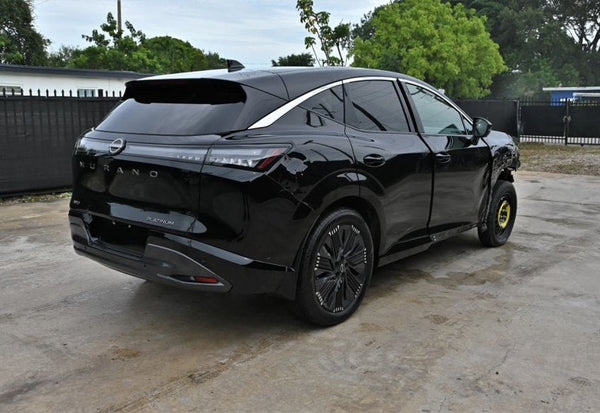 2025 Nissan Murano Platinum vehicle photo 4