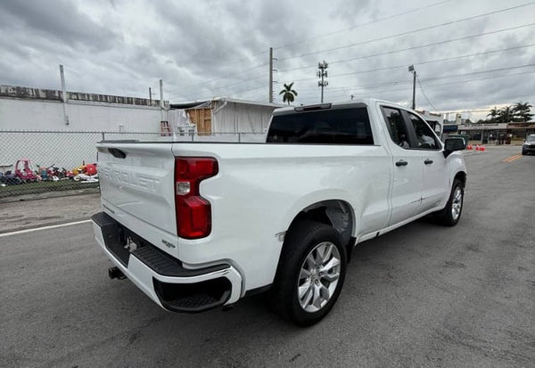 2020 Chevrolet Silverado 1500 Custom photo 4