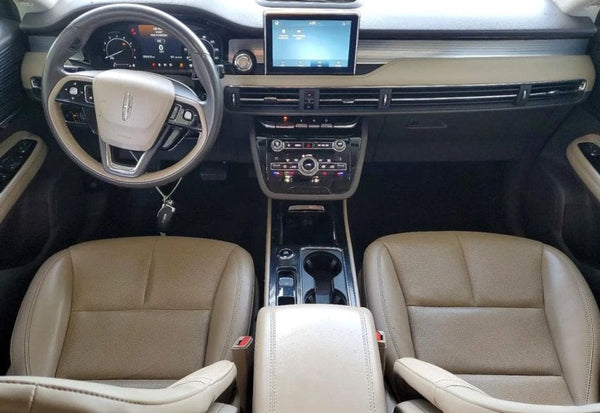 2020 Lincoln Corsair Standard vehicle photo 9