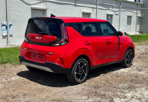2025 Kia Soul EX photo 5