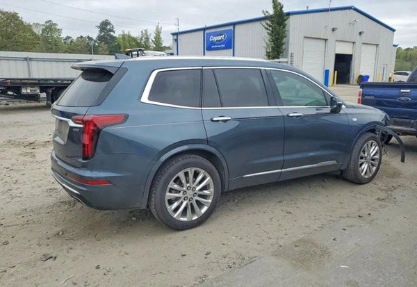 2020 Cadillac XT6 Premium Luxury photo 3