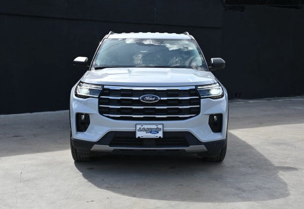 2025 Ford Explorer Active photo 7