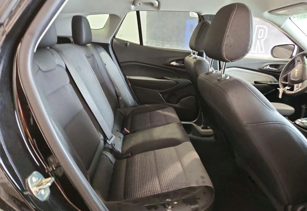 2025 Chevrolet Trax LT photo 10