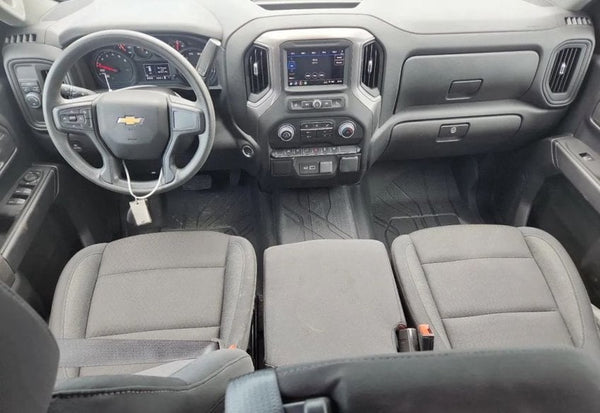 2025 Chevrolet Silverado 1500 Custom photo 9