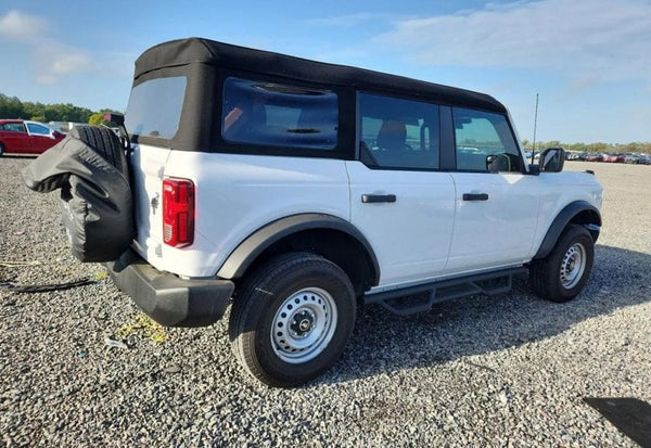 2025 Ford Bronco Base photo 4
