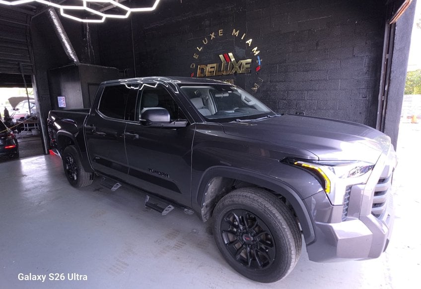2023 Toyota Tundra SR5 main vehicle photo