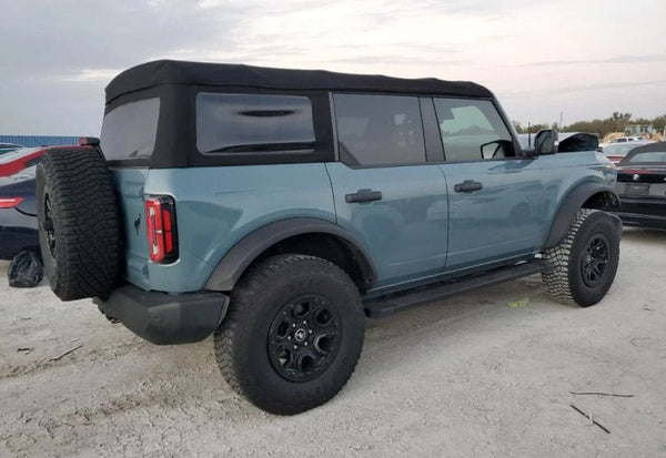 2022 Ford Bronco Wildtrak Advanced photo 3